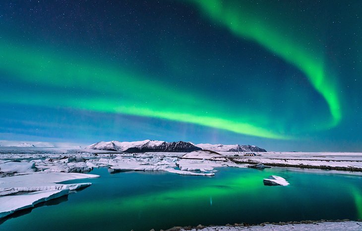 iceland-northern-lights