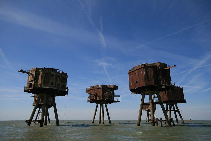 abandoned places The Maunsell Sea Forts Engalnd